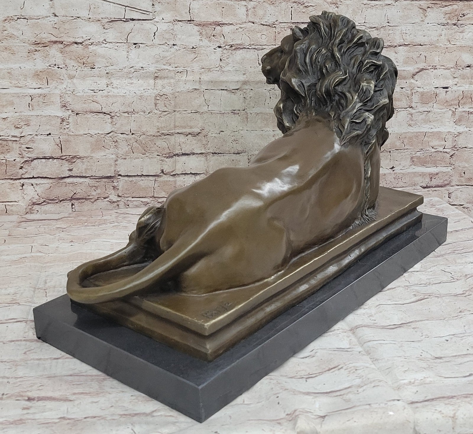 Exquisite Library Wildlife: Massive Lion Bronze Statue for Mantle Decor Hand Made