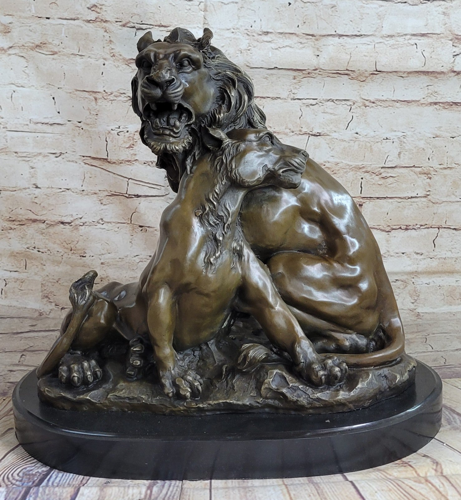 Hot Cast Lions Couple in Love Museum Quality Bronze Sculpture Statue Figurine