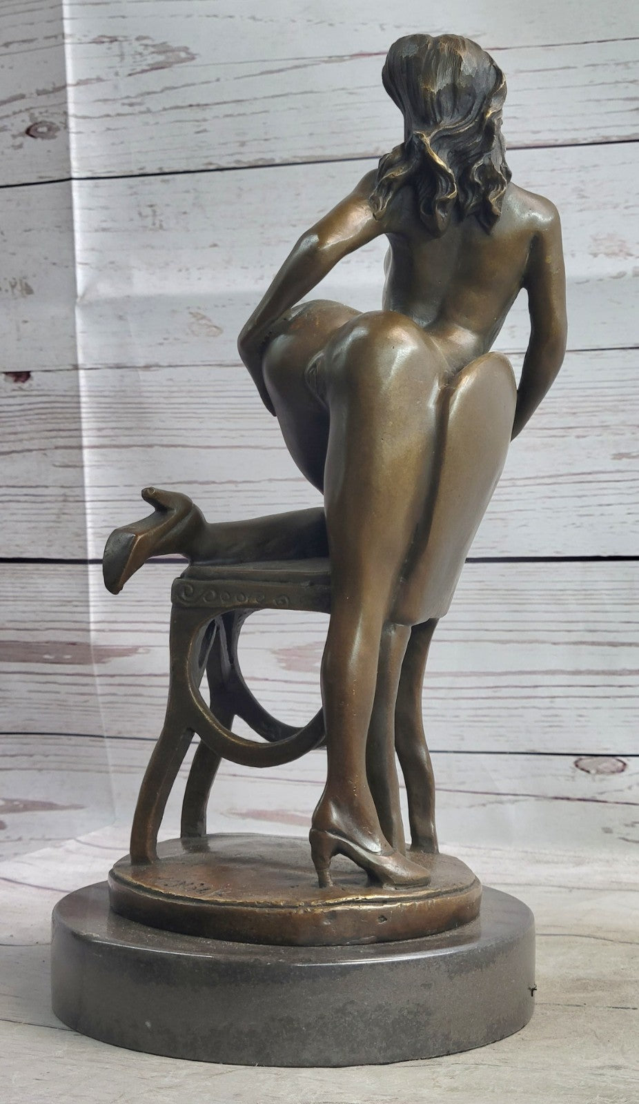 SEXY NUDE GIRL POSING ON CHAIR BRONZE SCULPTURE ART DECO HOTCAST FIGUR