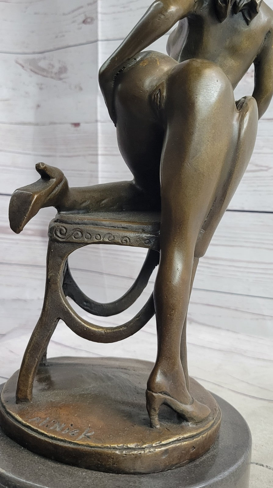 SEXY NUDE GIRL POSING ON CHAIR BRONZE SCULPTURE ART DECO HOTCAST FIGURINE DECOR