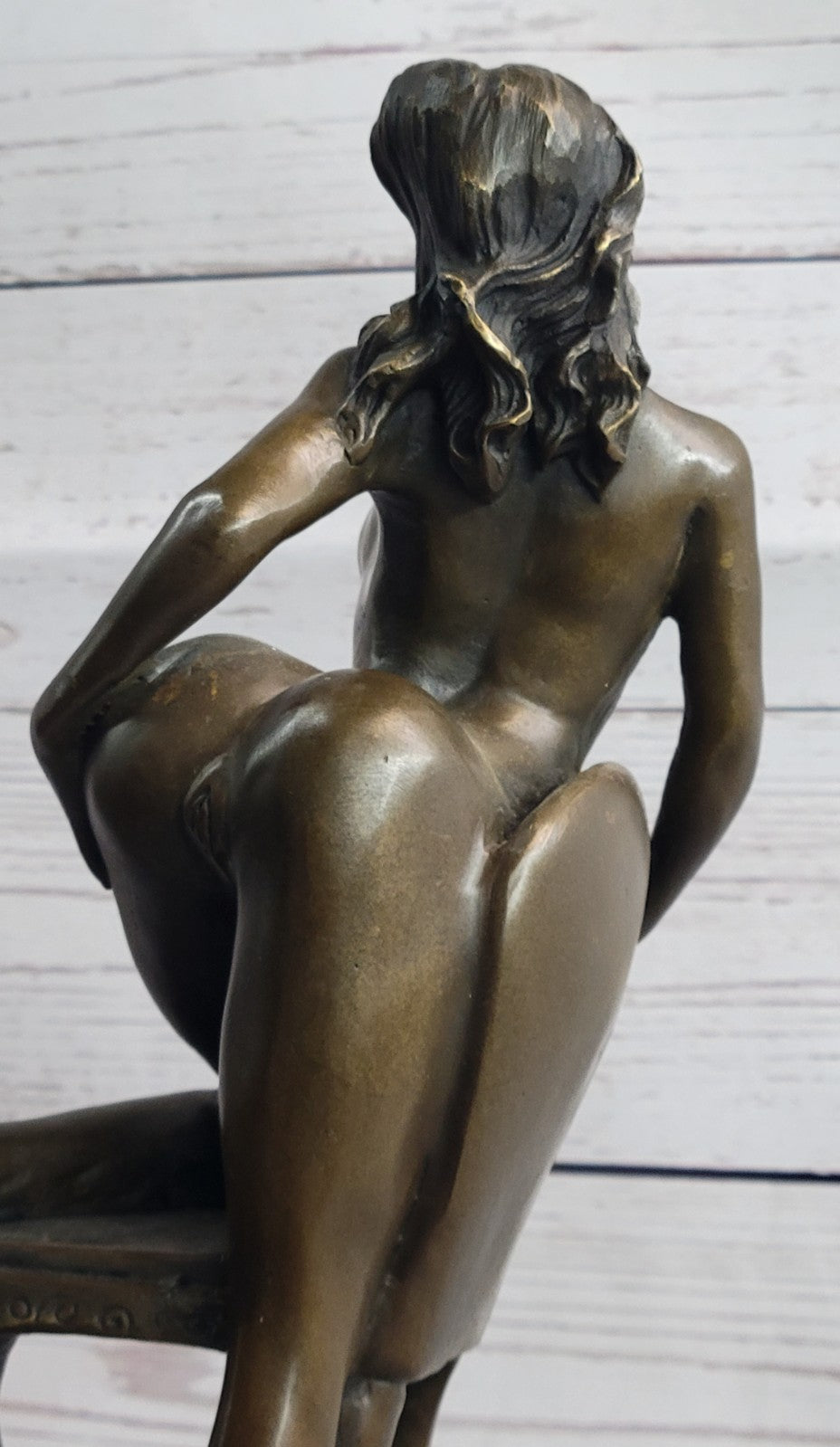 SEXY NUDE GIRL POSING ON CHAIR BRONZE SCULPTURE ART DECO HOTCAST FIGUR