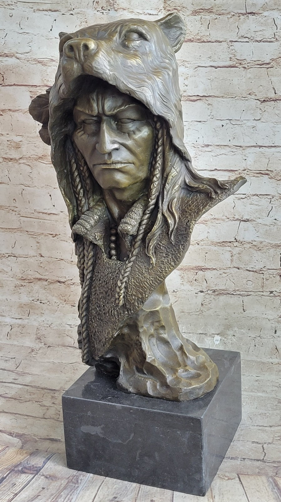 Handcrafted Large American Indian Warrior Bust Bonze Sculpture Detailed Figurine