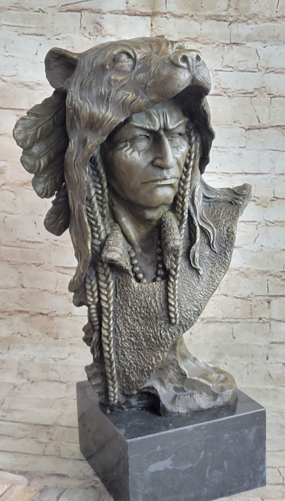 Handcrafted Large American Indian Warrior Bust Bonze Sculpture Detailed Figurine