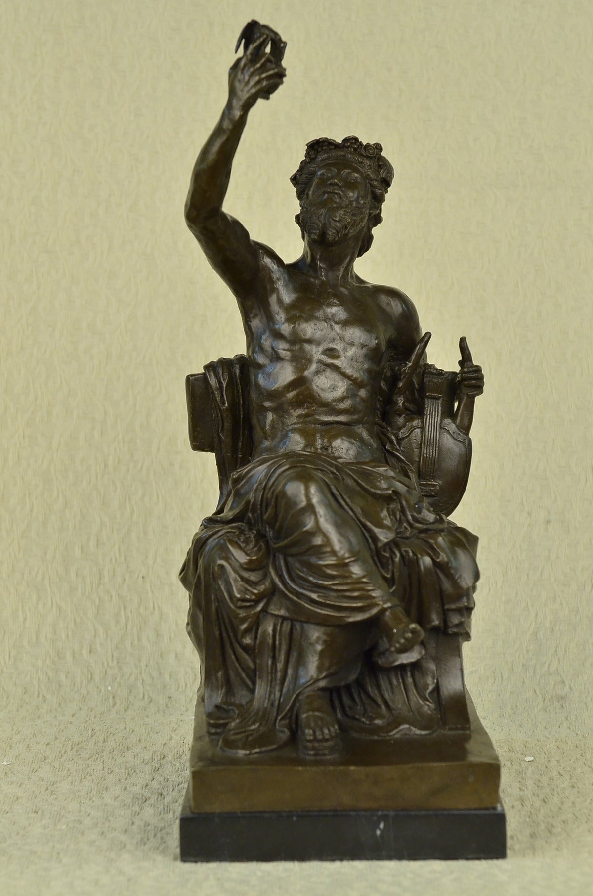 Handcrafted bronze sculpture SALE Grand A On Sits Musician Greco-Roman Ancient *