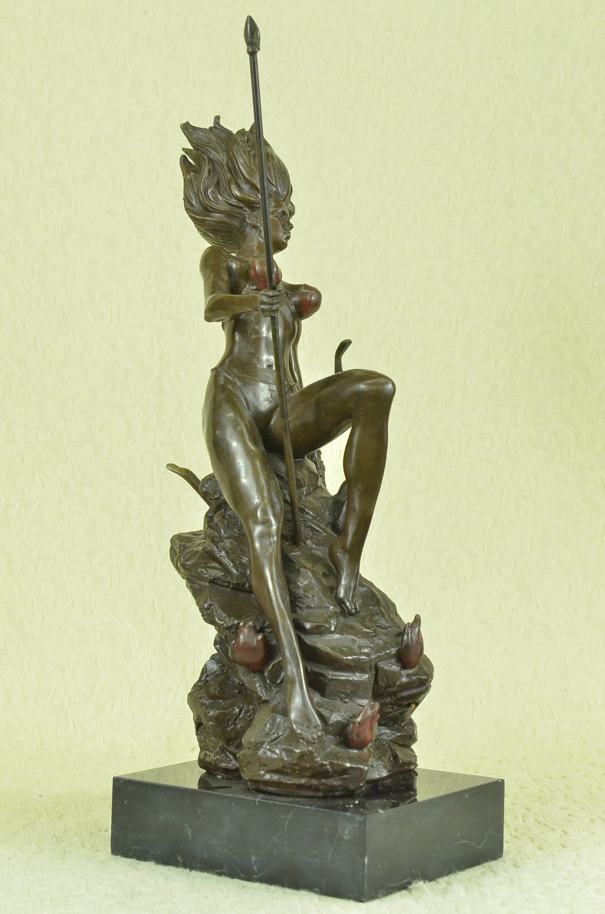 NUDE FEMALE WARRIOR AMAZON BUST Handcrafted Bronze Sculpture Statue Fi