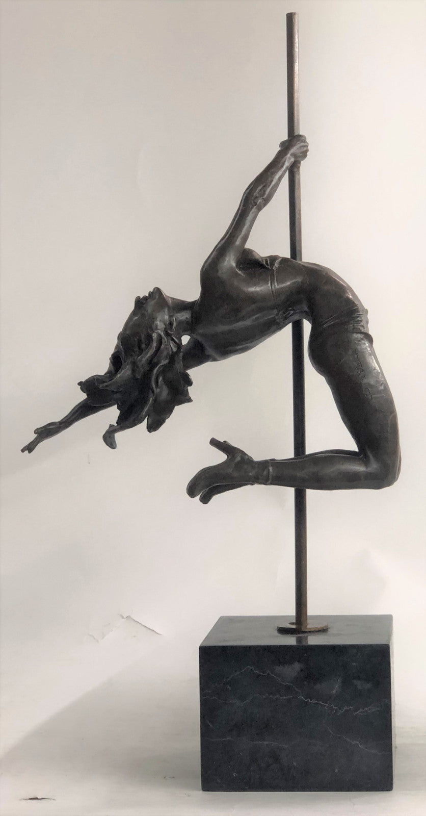 Olympic Sexy Girl Comaneci Nadia Vitaleh Aldo Handcrafted Bronze Sculpture Art T