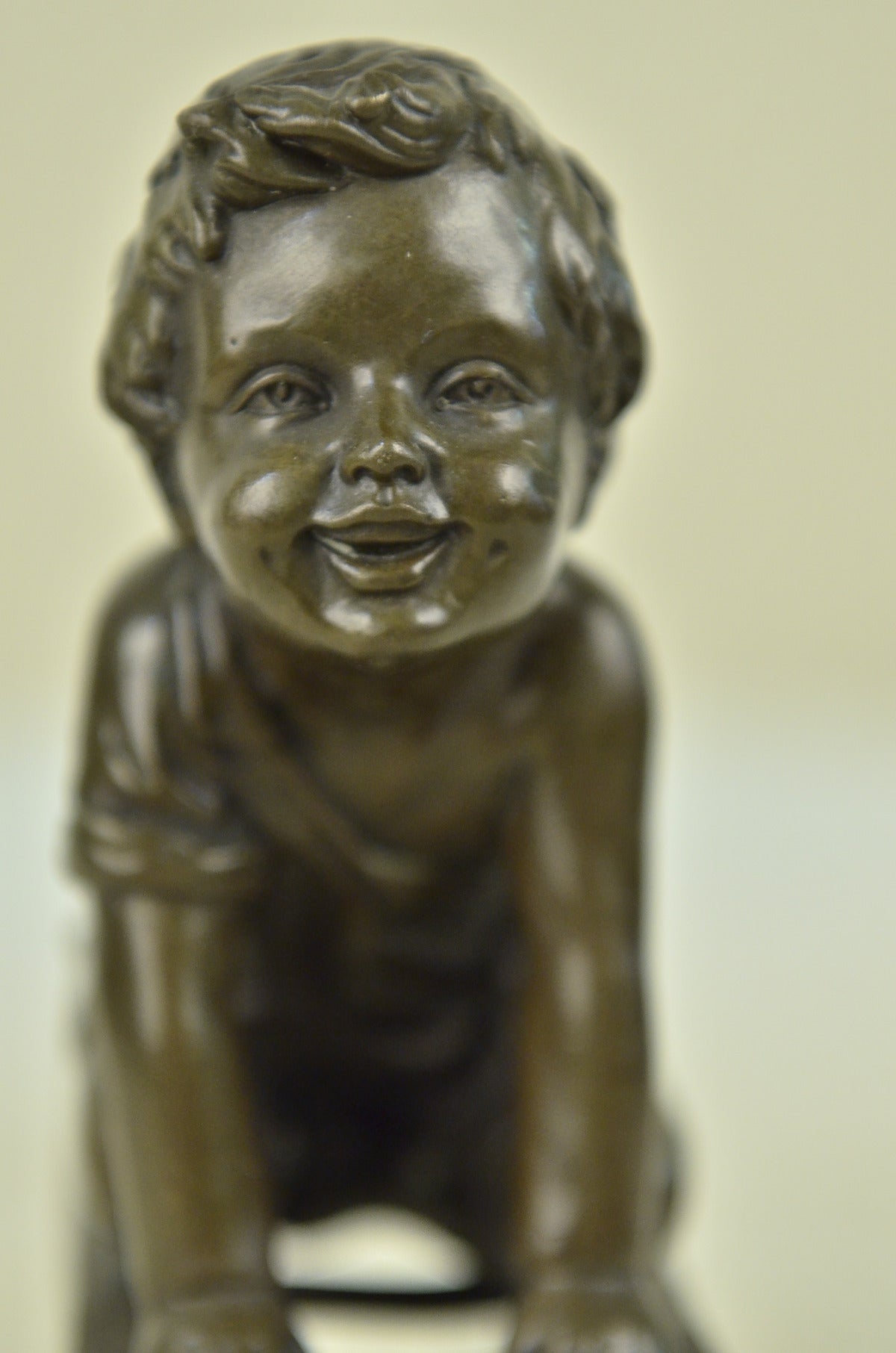 Bronze Sculpture Hot Cast Baby Girl on Chair Bronze Sculpture Figurine Figure