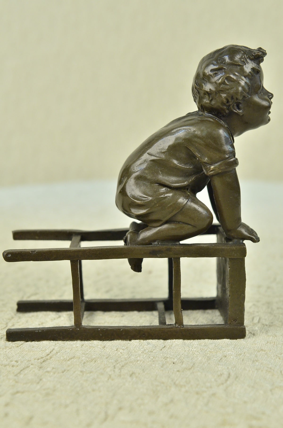 Bronze Sculpture Hot Cast Baby Girl on Chair Bronze Sculpture Figurine Figure